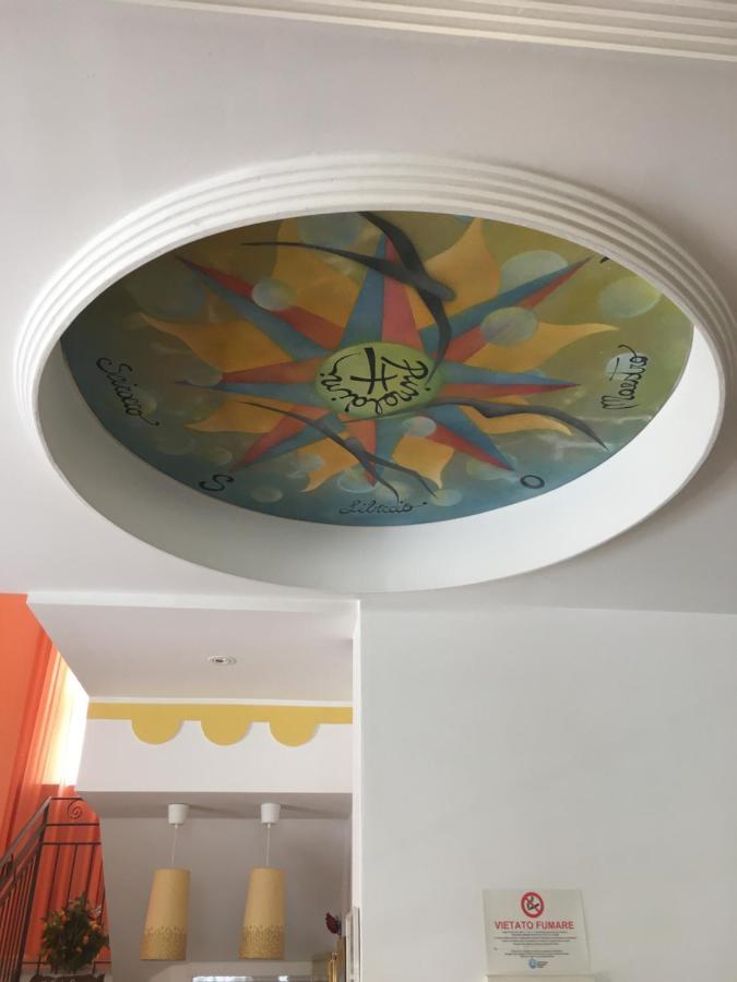 Hotel Villa Rinaldini Римини Екстериор снимка