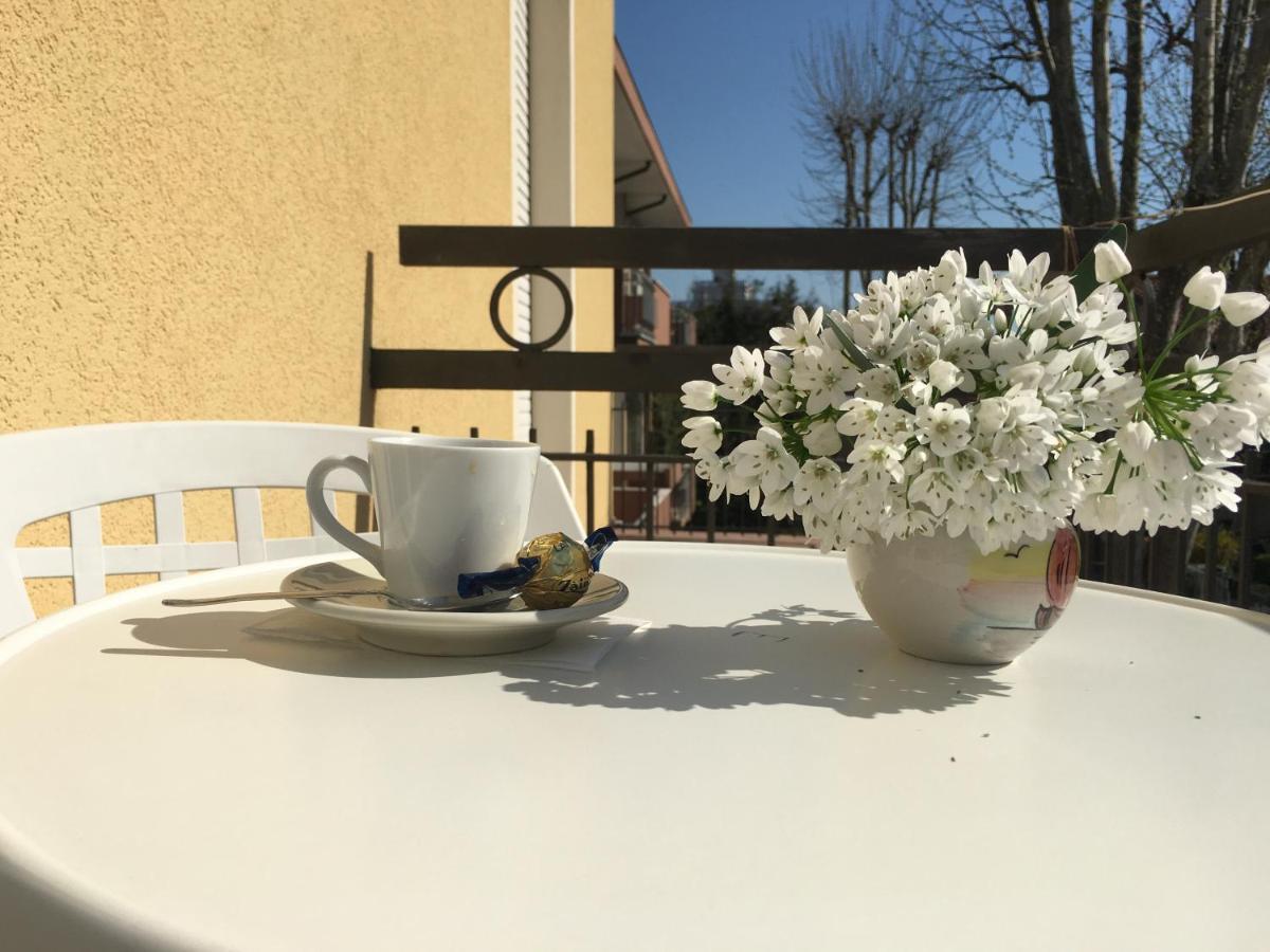 Hotel Villa Rinaldini Римини Екстериор снимка